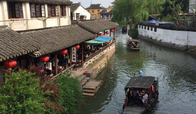 中国中信金融资产今日挂牌 中国华融成为历史
